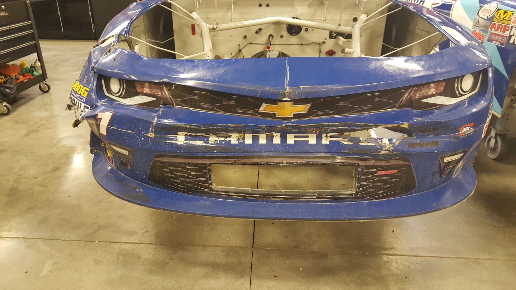 Happy birthday  Elliott Sadler winning car from  Talladega 