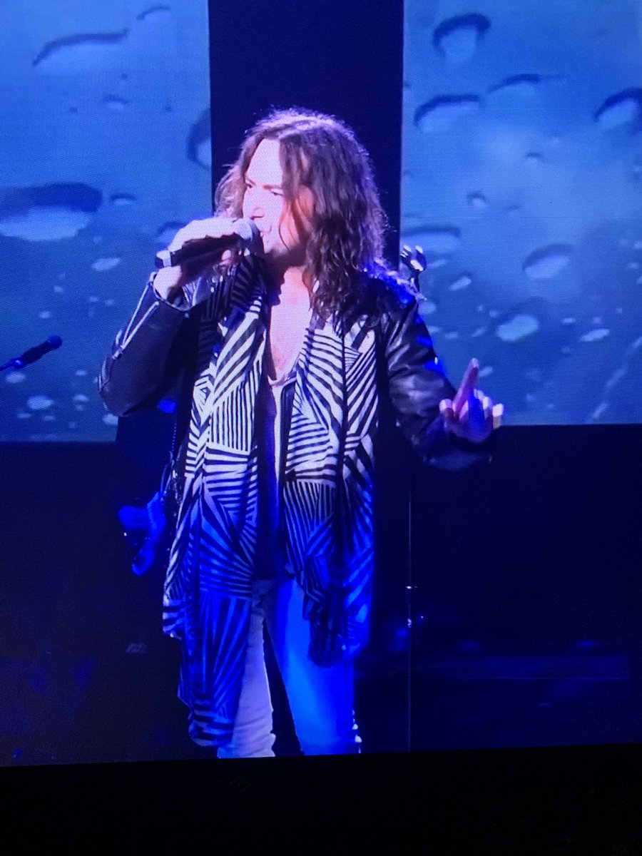 cheryld33's tweet photo. Bravo @ConstantineM That was outstanding! #BehindBlueEyes #therockproject #ReflectionsofWhosNext https://t.co/sajSxH6MiK