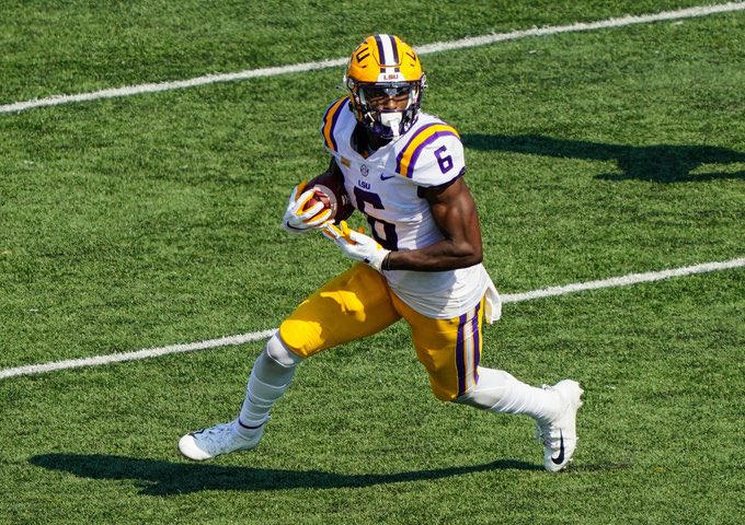 PFF's tweet photo. Terrace Marshall: 158.3 passer rating when targeted since 2019

Highest among all WRs since 2019

#NFLDraft2021 https://t.co/9OfOWRfy9d
