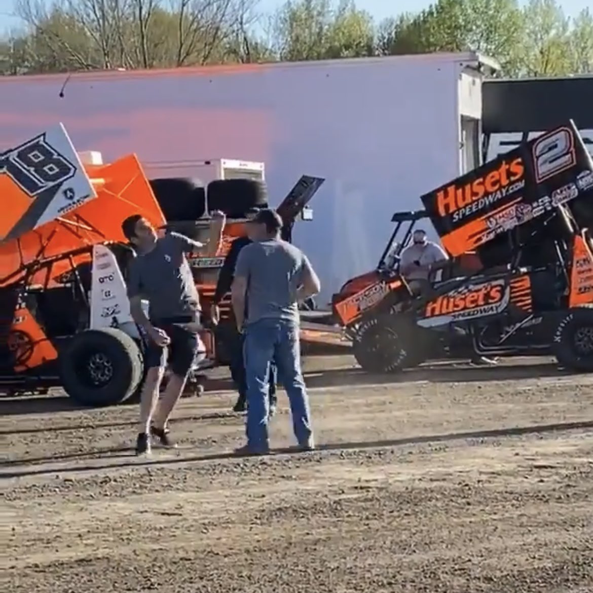 zfranklin21_'s tweet image. ‘Spot the difference’