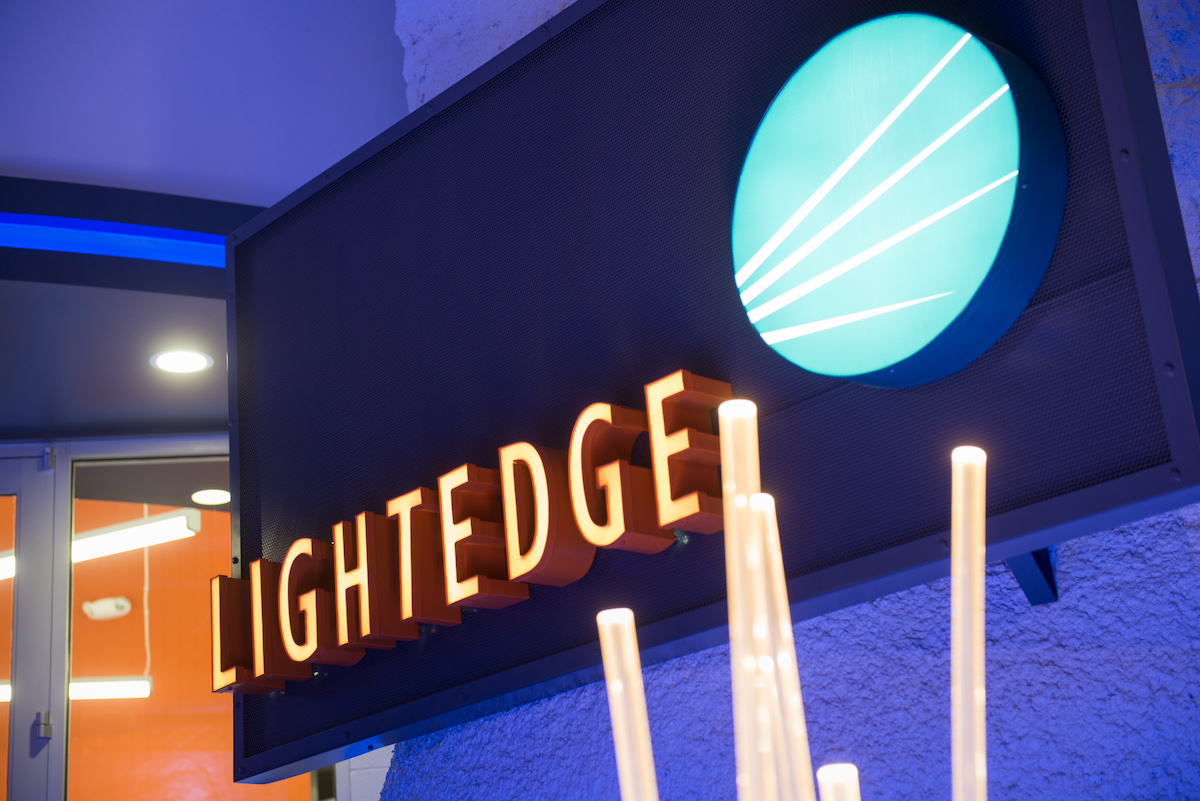 Lightedge's tweet photo. Are you located in Nebraska and looking for a trusted colocation provider? I think we know someone for you... Check it out for yourself right here! #LightEdgeColocation #colocation #Nebraska #datacenter https://t.co/8X9aGAKork https://t.co/2CaGrkQBSO