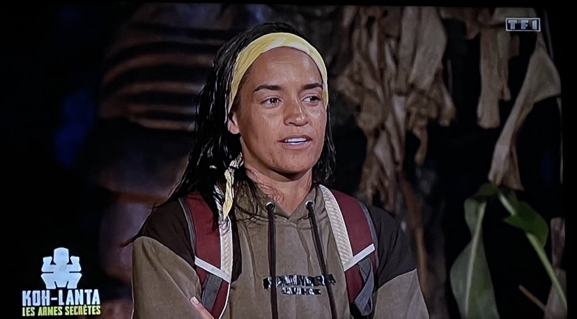 lolah33290381's tweet photo. Shanice et Myriam deux jours avant au tel avec leurs famille  «  on va aller loin » , deux jours après :  #KohLanta https://t.co/2GTQbuTXsr