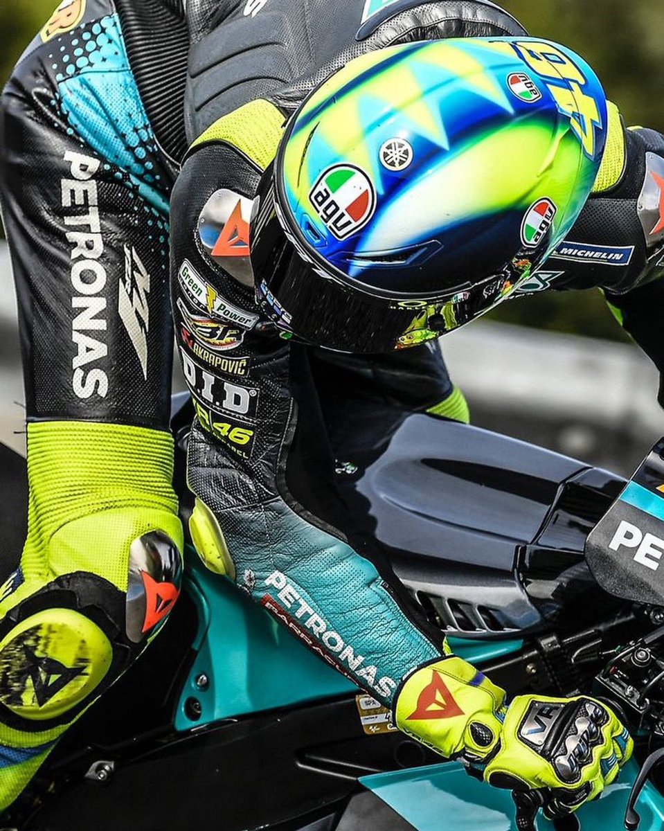 ValeYellow46's tweet photo. Jerez circuit,Spain
Friday,free practice
📸 @FAlex79 @GigiSoldano https://t.co/uaC92HSZ6b