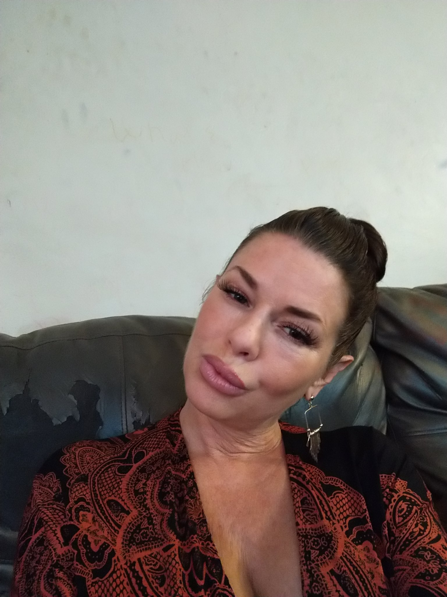 Veronica Avluv Thee One And Only On Twitter I Just So Love Rita Hayworth This Isnt Well Known