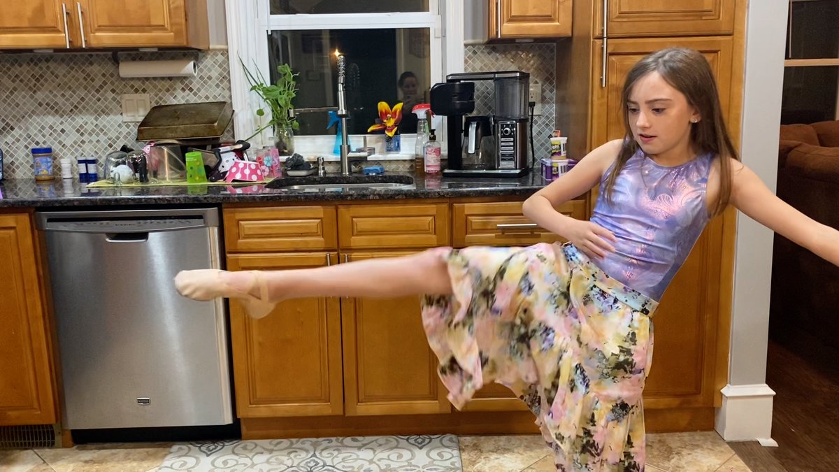 Mr. Hartung tweet media