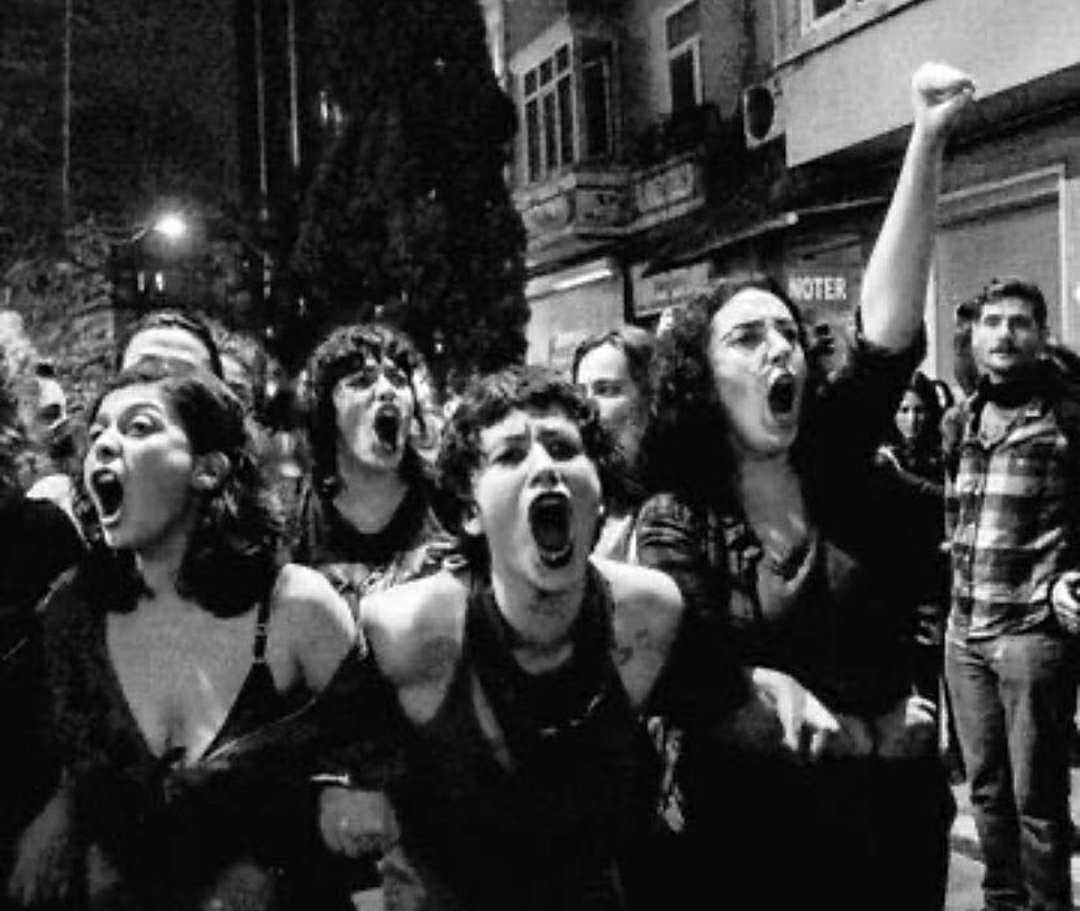 tanmorgul's tweet image. Yaşasın 1 Mayıs...