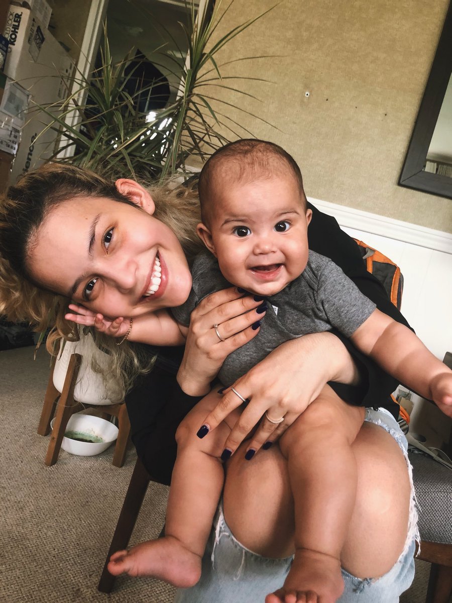r0syRodriguez's tweet photo. Mi sol. Mi luna. Mi estrellita preciosa. 🌞🌙🌟 https://t.co/1tn80OBc25
