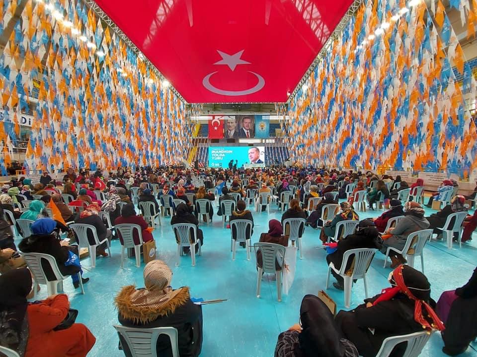 MeryemSurmen's tweet photo. AK Kadın Trabzon Teşkilatı olarak  Nisan Ayı teşkilat performans sisteminde %61’i alarak yerimizi koruduk.📢👏

61 bizim için önemli.❤️💙

18 İlçe Kadın Kolları Başkanlarımı,İl Ve yöneticilerimi,Mahalle Başkanlarımızı tebrik ederim.😉

Başarı ekip işidir.Bu ekip bir harika!🥇 https://t.co/sPXYB2e5ej