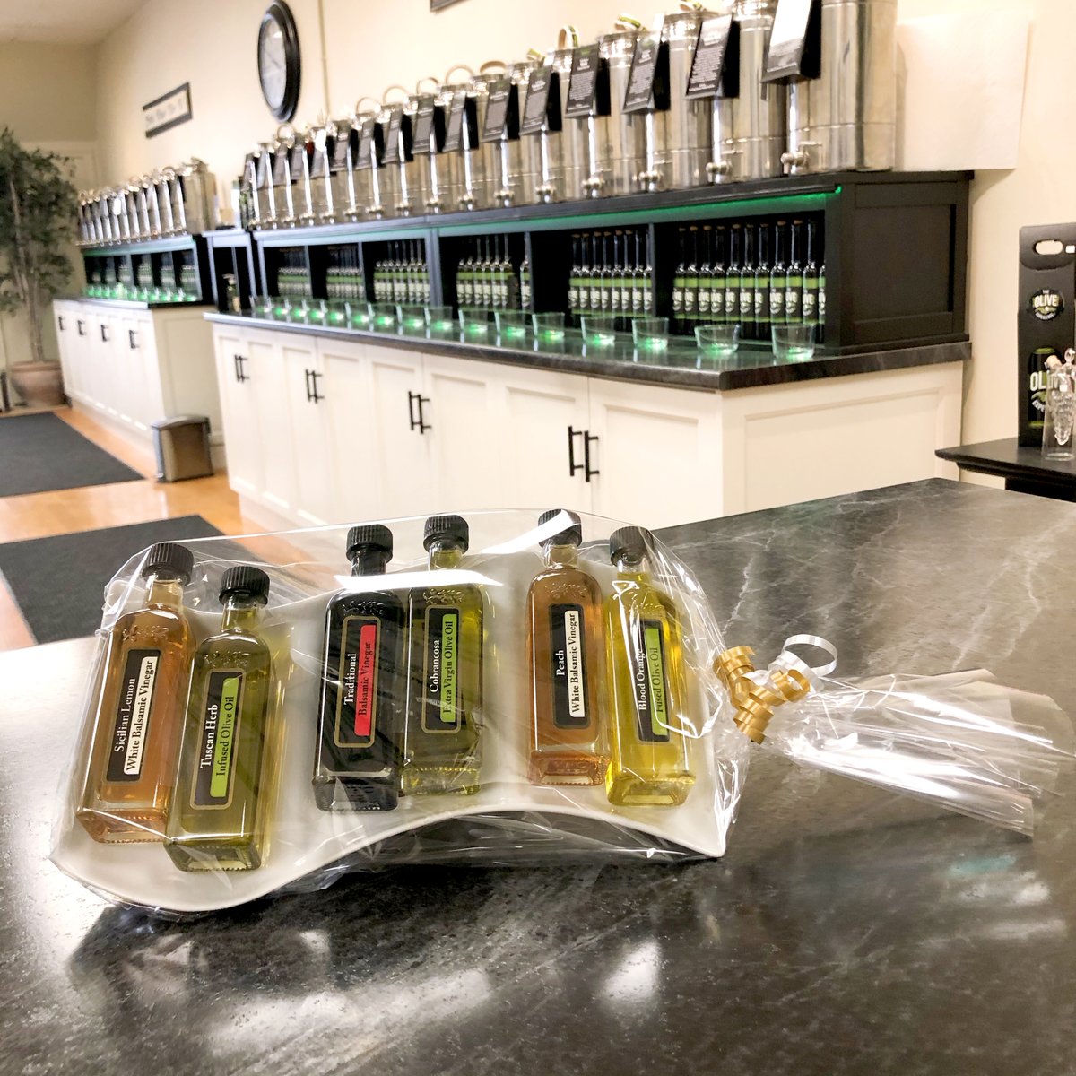 The Olive Experience tweet media