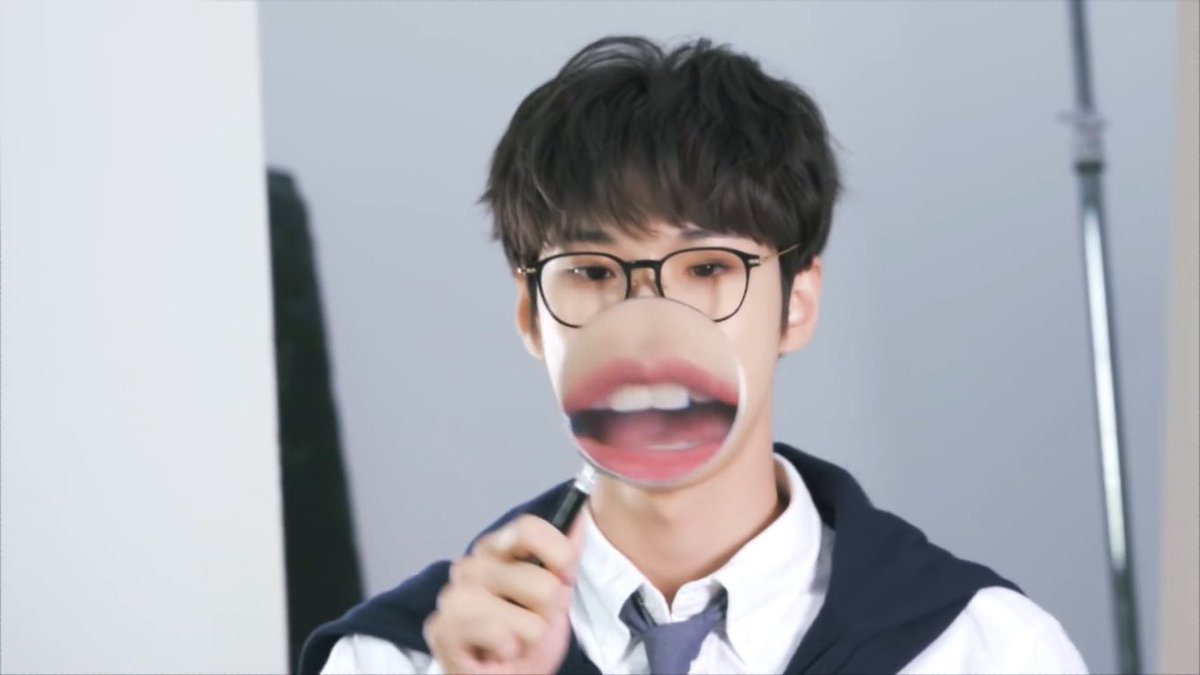 DOIECHANIE's tweet photo. @munconvo @yoovkihhh aku : 04
biasku : 96
ni bayi kelinci😠😠😠😠😠😠💗💗💗💗💗 https://t.co/vTlciW8LXV