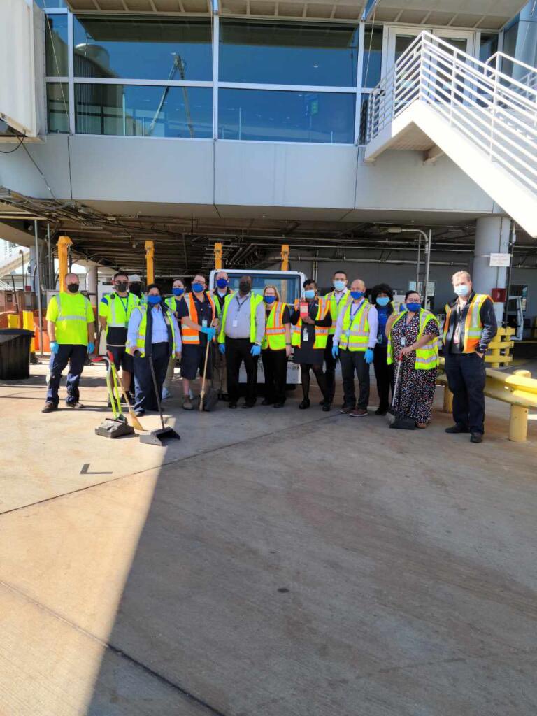 MarlaMarti's tweet photo. TEAM LAS on FOD WALK. Thank you all Department and Vendors for support in keeping your Ramp Clean. @weareunited #beingunited  @EdwardLightle @jamsri97_ @HollonPhillip @JZinNV @kookie_cooking https://t.co/k6gbmz7Meu