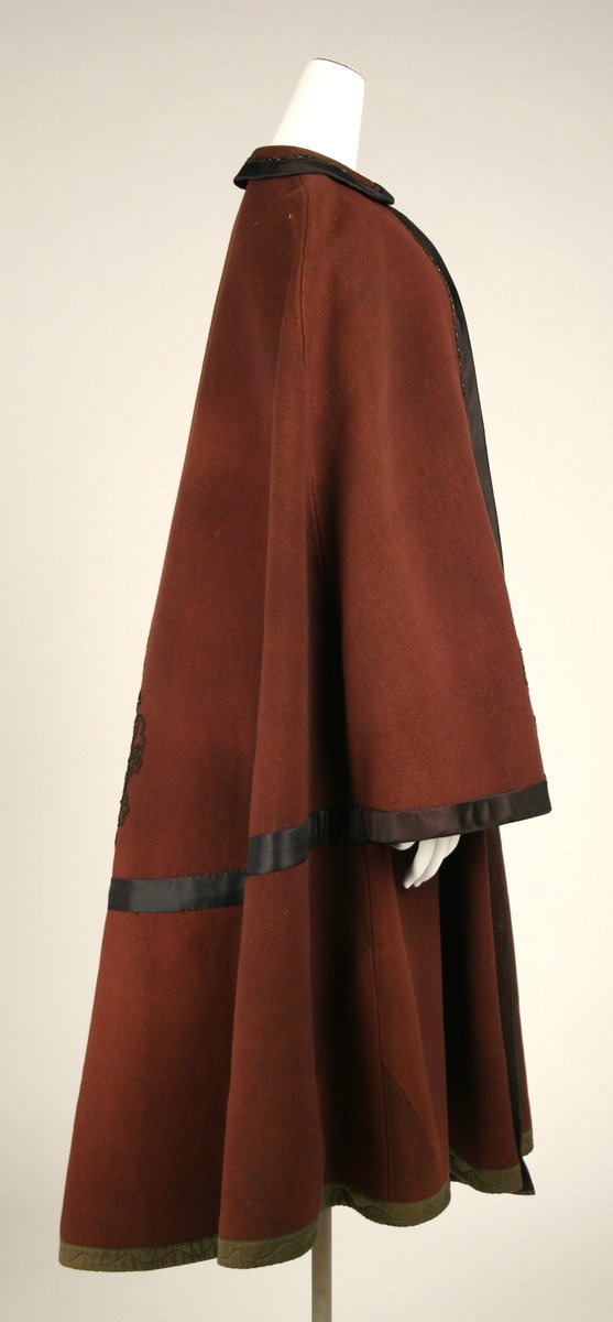wikivictorian's tweet photo. Cloak, 1850s. The MET. https://t.co/3CxkP4cbLN