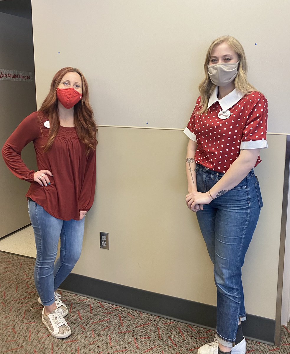 It was such an honor to host the first 3 weeks of training for Alexus. She is such an amazing leader and a great addition to the Target family! I am beyond excited to see all the wonderful things she will do at T1933 <a href="/KateMichaelTGT/">Kate Michael</a> @ErinHostinsky <a href="/veramay11/">April Bengert</a>