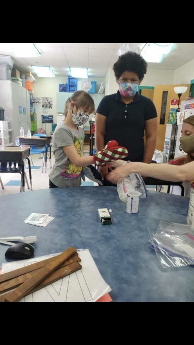 ASESLibrary's tweet image. I scream, you scream, we all scream for ice cream 🍦 Friday fun with Mrs. Davis’ class @sharkhappenings #oneccps #ccpslibrarians
