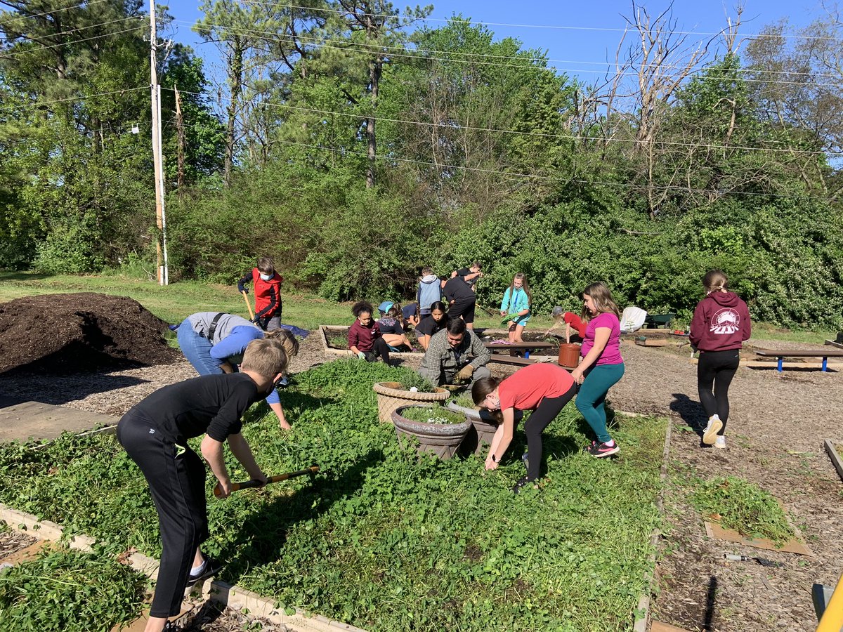 McNair Middle School tweet media