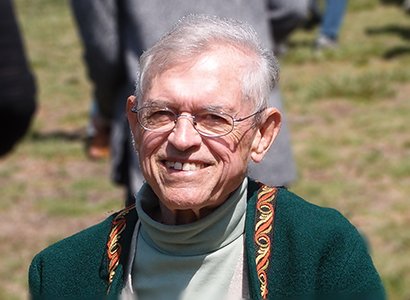 AmphibiaWeb's tweet image. AmphibiaWeb would not exist without Dave&apos;s dedication to amphibians, conservation and education. We sorely miss David Wake and take seriously his vision for AmphibiaWeb. heartfelt wishes to Marvalee and his family