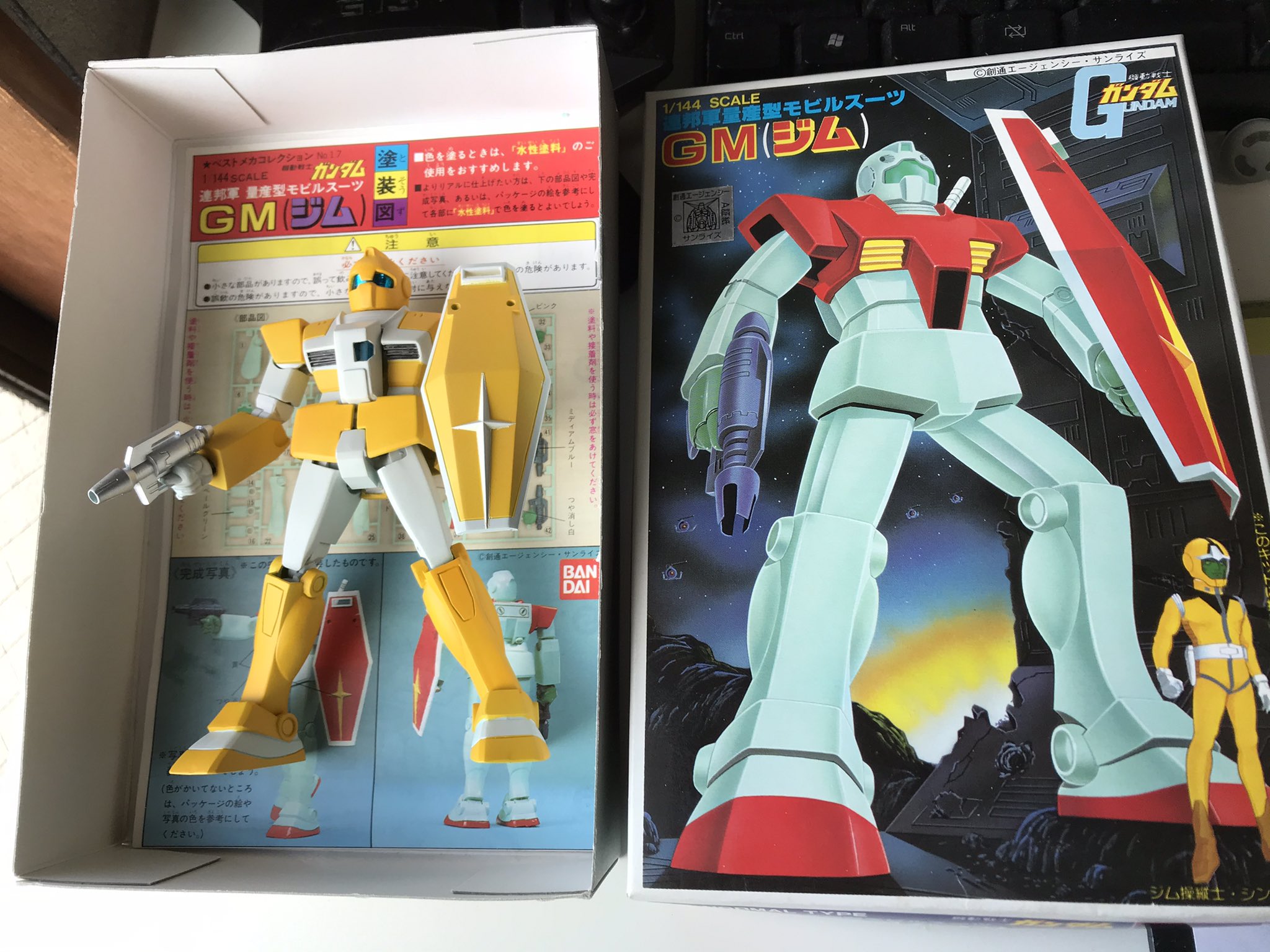 تويتر はのみど على تويتر 旧キット1 144ジム改造 ジムトレーナー出来たよー クロスシルエットフレーム内蔵で可動します 複座式コックピットはプラ板で自作しました T Co H6kgjcurjx