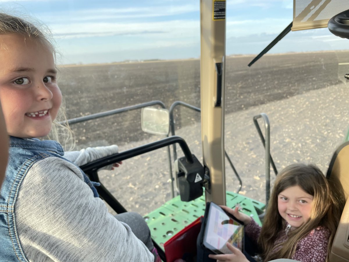 Adam Erickson tweet media