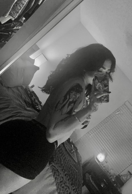 👻🖤 https://t.co/00dZBlLx1g<a href="/tag/goodnightbbs"class="tags"><span>#goodnightbbs</span></a>