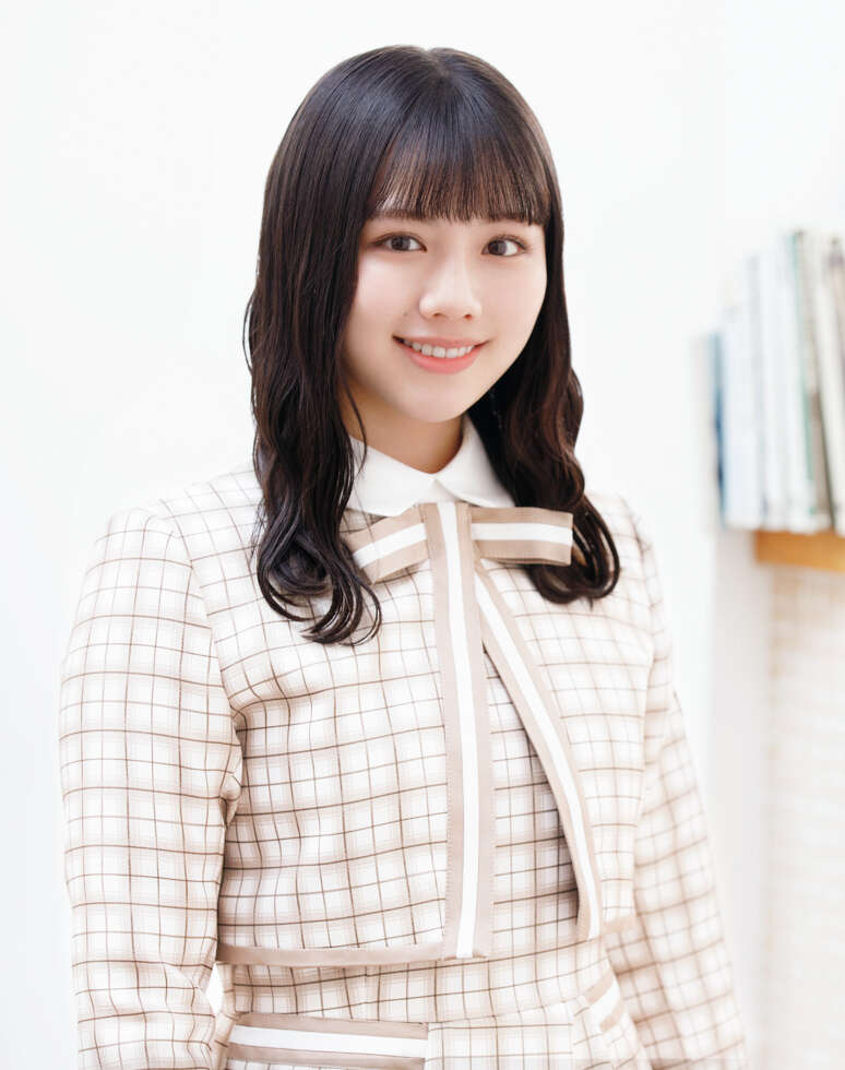 日向坂46 渡邉美穂 直筆サイン入り生写真 君しか勝たん歌番組衣装 日向坂46 渡邉美穂 直筆サイン入り生写真 君しか勝たん歌番組