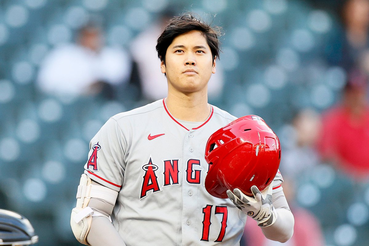 ESPNInsights's tweet photo. Mike Trout posted the best OPS (1.304) through April in Angels history.

Shohei Ohtani closed out the month leading Angels hitters in HR (8) and Angels starting pitchers in ERA (3.29).

Trout (+200) and Ohtani (+700) have the shortest AL MVP odds at Caesars William Hill. https://t.co/mNg13y1Qq9
