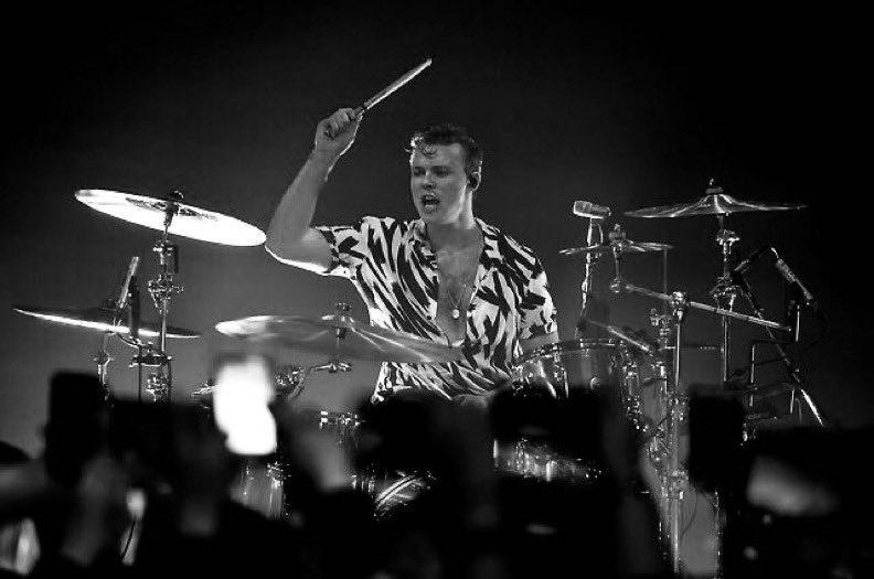 ashton irwin rockstar energy: a 