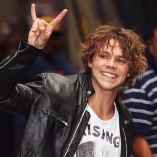 ashton irwin rockstar energy: a 