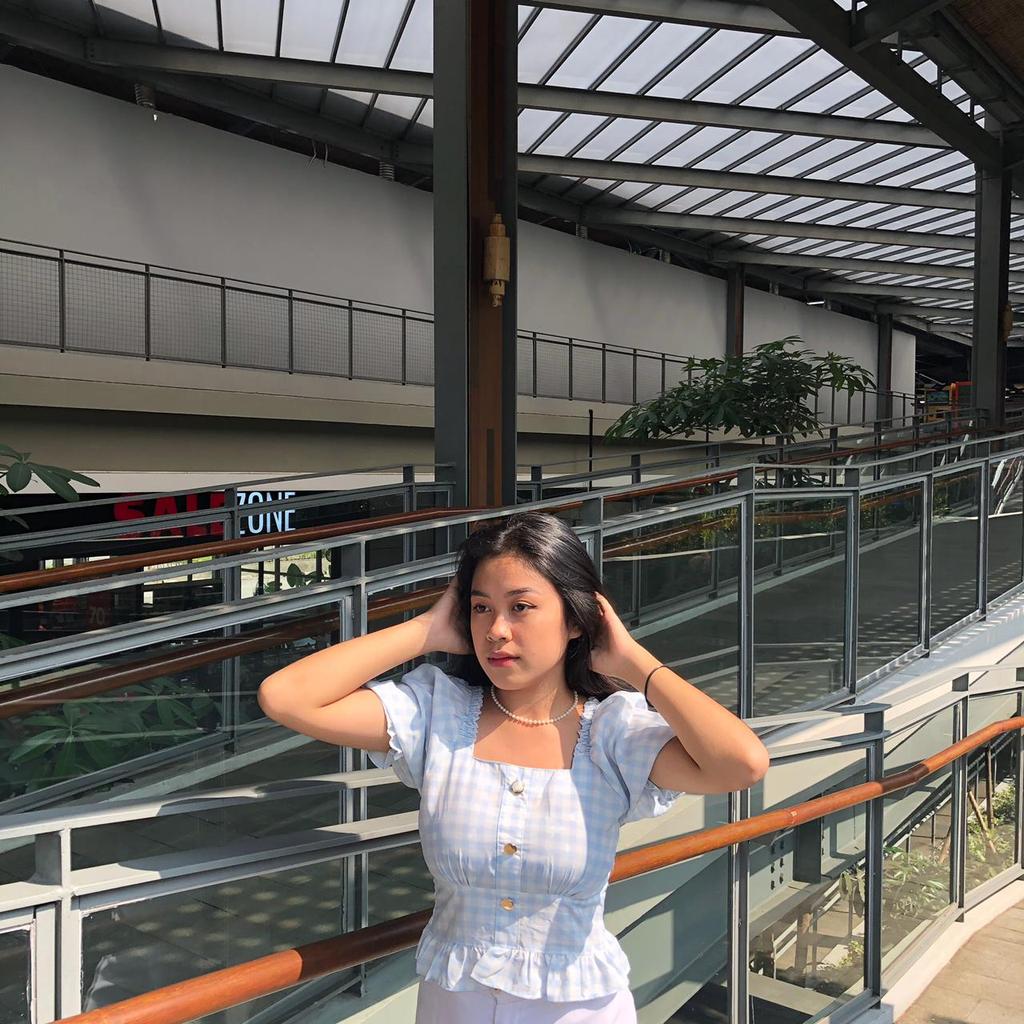 selviiamnd's tweet photo. Panase disponsori oleh dee bahagia karo liane :( https://t.co/2KgTRRKYif