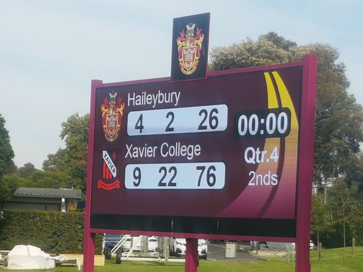 XC_Sport's tweet photo. Three quarter time at Xavier vs Haileybury 2ndXVIiI. W O"Keefe playing well in the midfield https://t.co/Vhw8LJmxWF