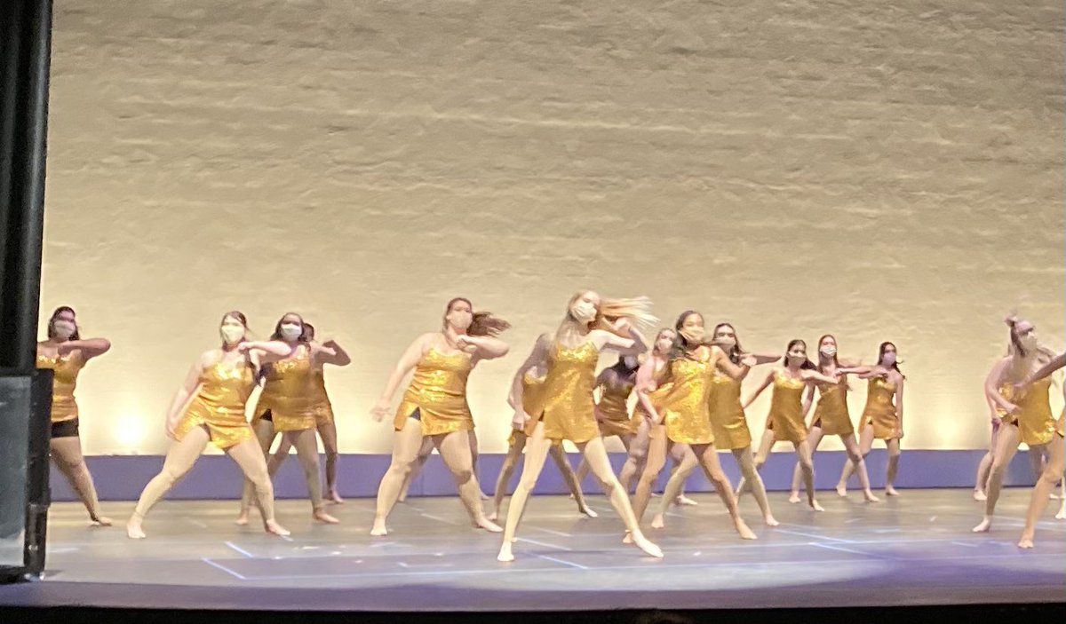 Congratulations to Ms. Lachvayder &amp; dancers #extraordinary show tonight!@DVUSD <a href="/DrFinchDVUSD/">Curt Finch, PhD</a>