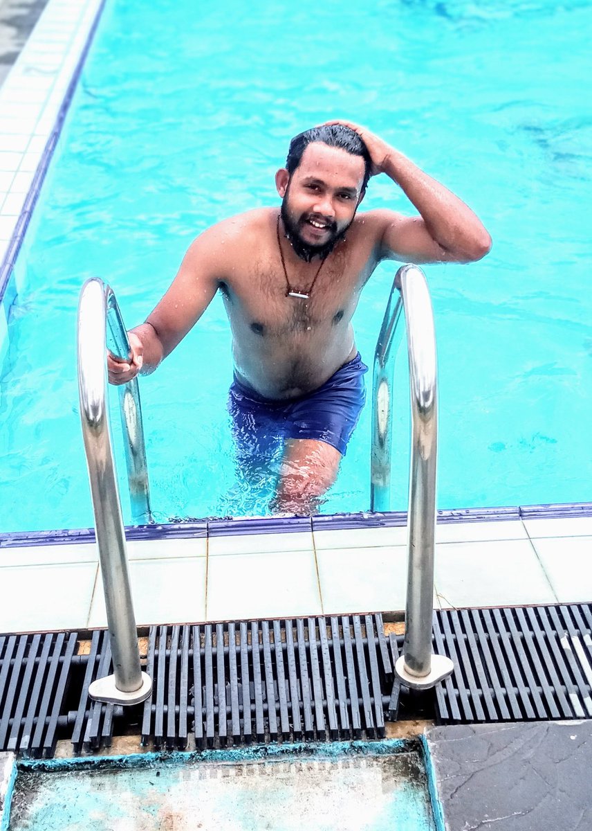 vimal_vinesh's tweet photo. @longtime @beautifullclick 
😎😎😎 @Californiaking https://t.co/GT1QNUIOWy