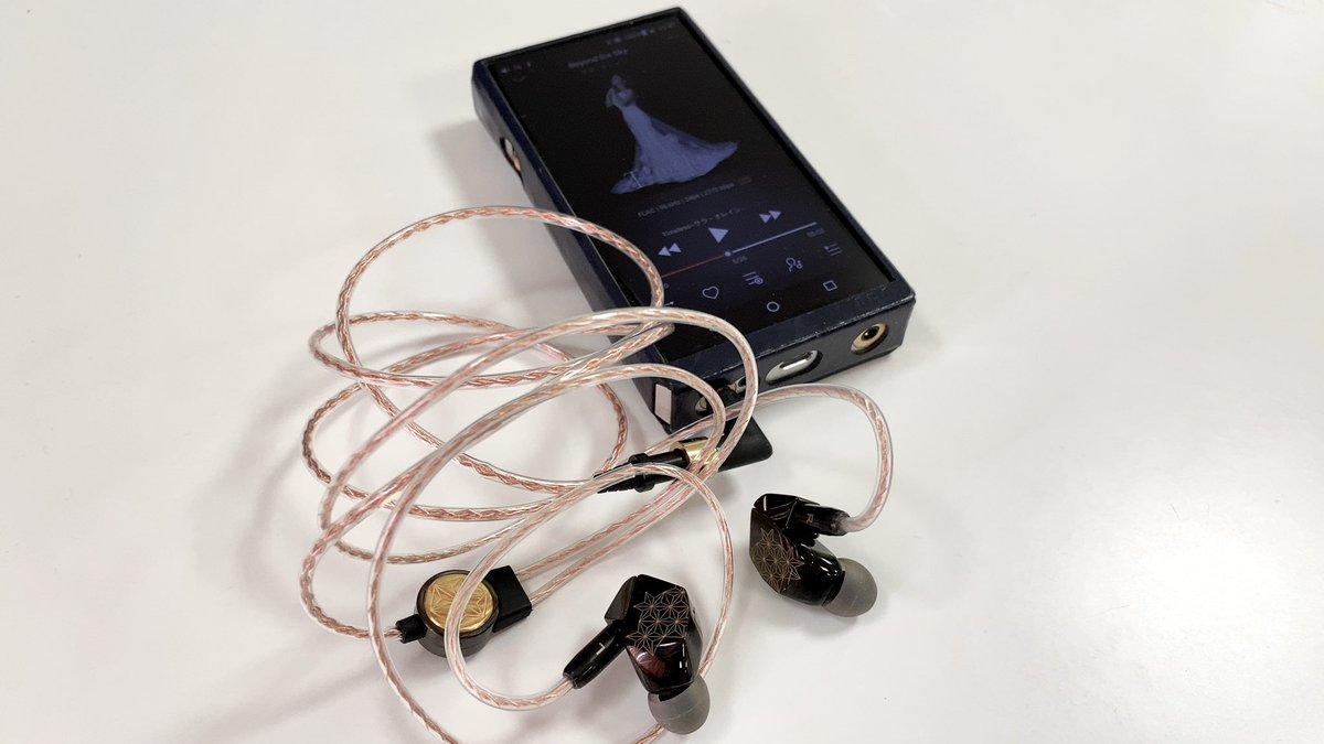 naohisa_h's tweet photo. 今日の昼オデはFiiO M11 Pro SSからシンプルに4.4mmバランス出力で糸竹管弦🎵
糸竹管弦はどんな曲にも合うようなイヤホンではなく、弦楽器、管楽器、ボーカルが映える、楽曲を選ぶイヤホンです😉
合う曲にはこれ以上ないくらい合います✨
#final #DITA
#糸竹管弦
#SHICHIKUKANGEN
#FiiO #M11ProSS https://t.co/daN7FpRATg