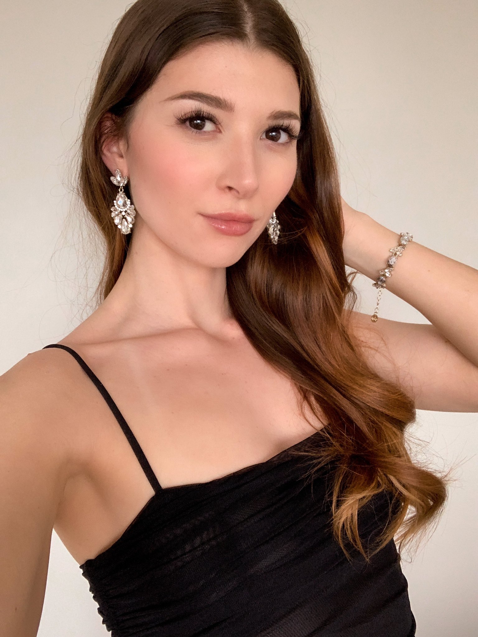 Goddess Eva 💋 on X: RT GAME 💳 ♻️ $4  ❤️ $3  💬 $3 (one each) ⏰ 60  minutes Make it a long, hot, hard one 💦 t.co9PQRnnZj2P  X