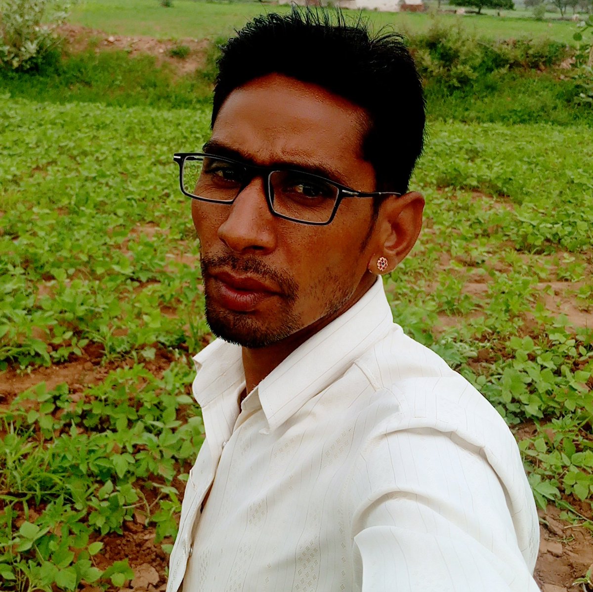 #नईप्रोफ़ाइलतस्वीर