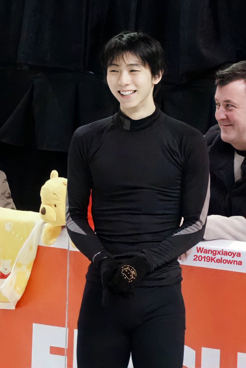 Wangxiaoya115's tweet photo. Happy May Day.
#YuzuruHanyu 
#羽生結弦 https://t.co/Gz0sevljyB