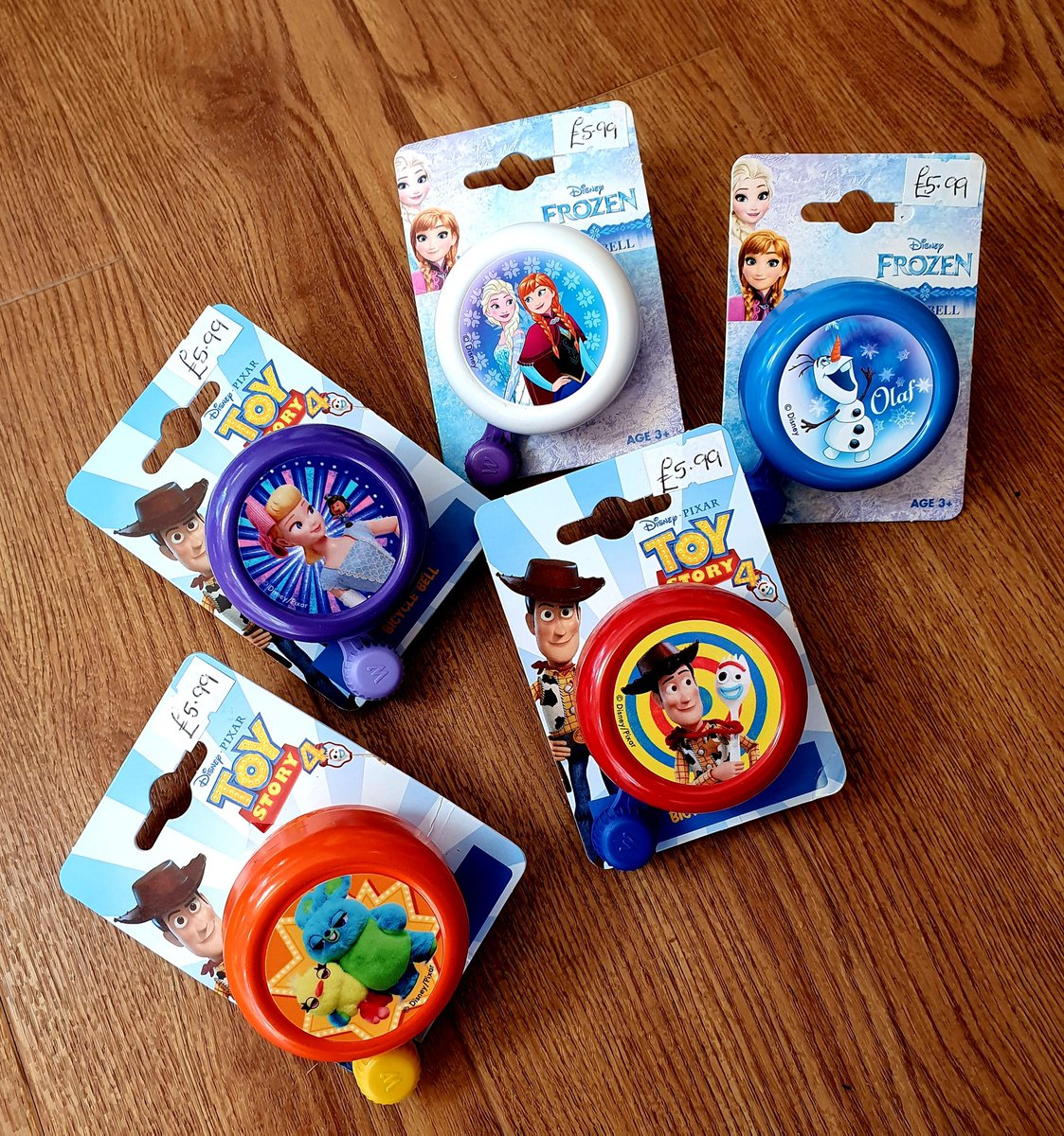 LEatonCycles's tweet image. 𝙆𝙄𝘿𝙎 👧👦🏾

Alpha Plus helmets only £15!🌟

Toy Story 4 and Frozen bike bells £5.99!🌟

#alpha #alphaplus #helmets #kidshelmets #bicyclesafety #bicyclebells #frozen #toystory #kidsbike #kids #longeatoncycles #shoplocal