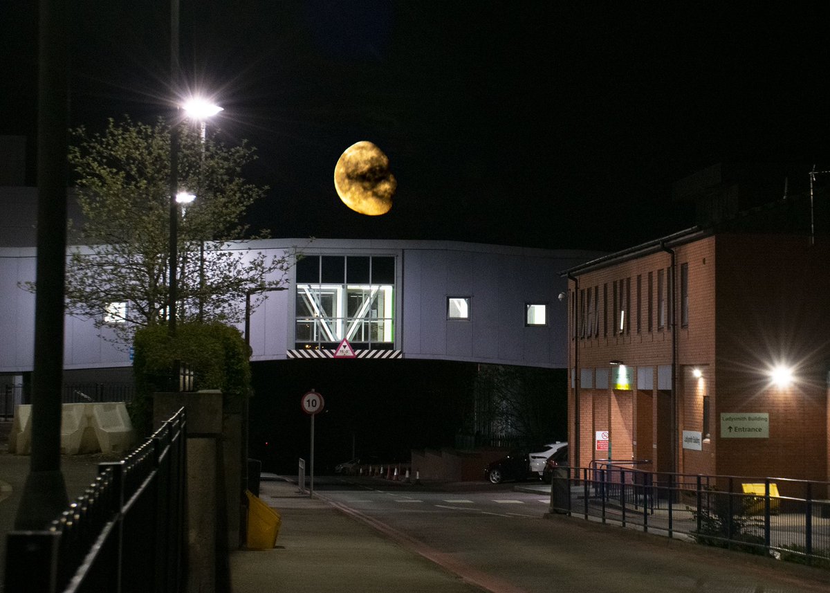 Dave Kinder (@dave_kinder) on Twitter photo On my way home from a failed Milky Way shot last night, I spotted the moon rising over our link corridor <a href="/estates_g/">T&G Estates and Facilities</a> On my way home from a failed Milky Way shot last night, I spotted the moon rising over our link corridor <a href="/estates_g/">T&G Estates and Facilities</a>