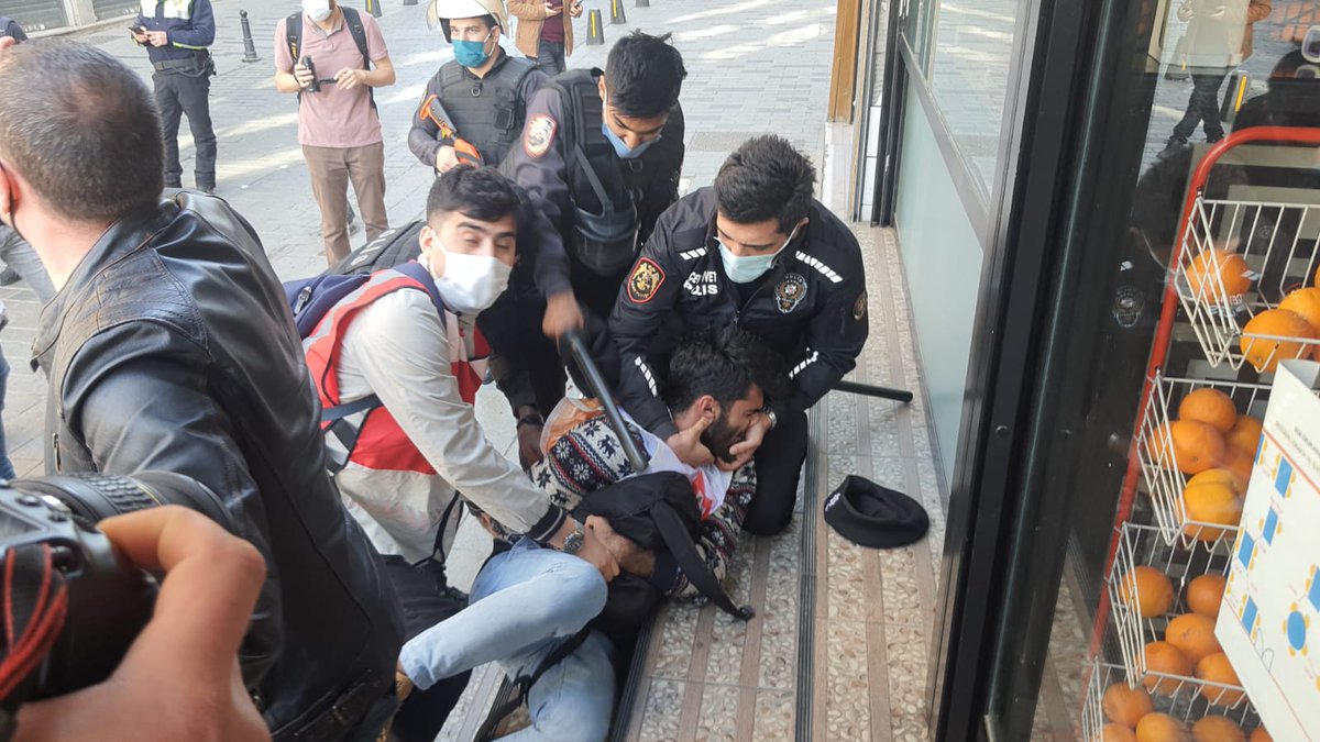 Emniyet Genel Müdürlüğü bu görüntüler çekilmesin diye dün genelge yayınladı. #1Mayıs