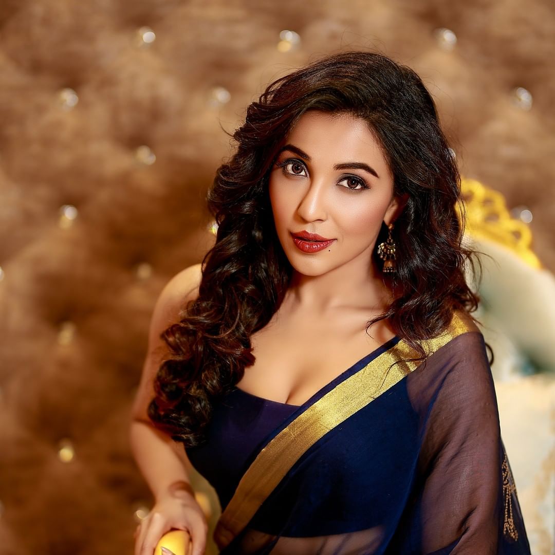 E0SBKx1UUAUIC5L?format=jpg&name=medium