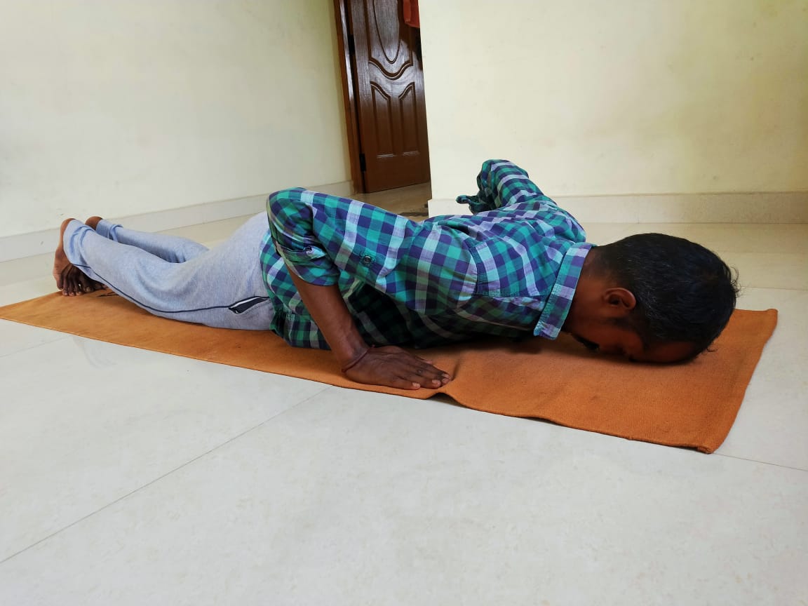 BBanuprakash's tweet image. Wow...bro.😍
Challenge  accepted. Me too doing it to enhance my immunity.

Inviting @s_kalamani @Nethaji54669716 to participate in #SMSChallenge #simhakriya #Shashtanga