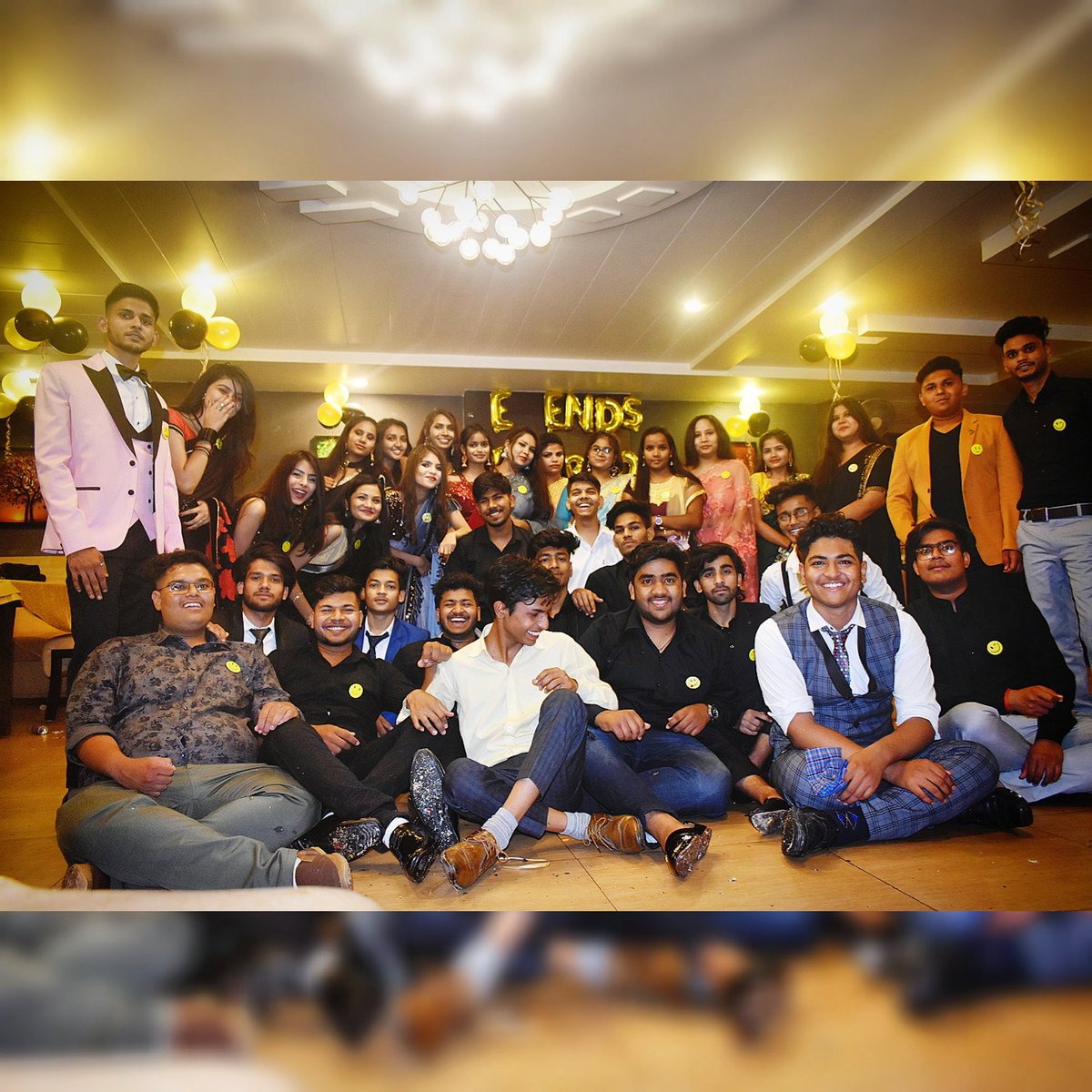 theruinedkid's tweet photo. Farewell doesn't mean that we will not see each other but it means that we will meet again and create more memories. I hope our paths cross again until then take care of yourself and stay happy my friends❤️
#farewell2k21 #idiotsassemble #ourgroup #endofschoollife #loveit https://t.co/vKVjJWHcQG