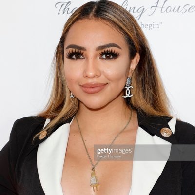 BarbaraLizzet's tweet image. #NewProfilePic