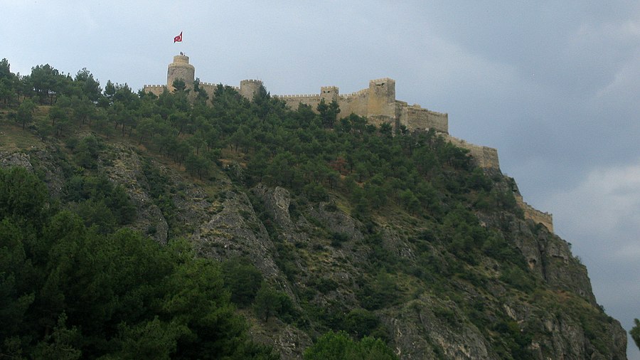 Boyabat Castle, Turkey 
Build your Bucket List with dGuide!

Learn more: dguideapp.com/guide/details/… 

#dGuide #destination #guide #travel #BucketList #dGuideApp #tourism #sightseeing #Turkey #castle #history