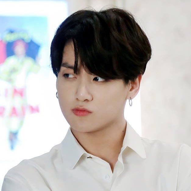 [] TAEKOOK AU • EIGHT;

cuma cerita tentang preman sekolah; Kim Taehyung, yang bucin berat sama pacarnya, Jeon Jungkook.