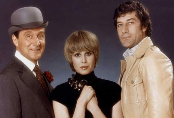 Happy 75th Birthday Joanna Lumley. Great in the New Avengers, Ab Fab and Sapphire and Steel.. 