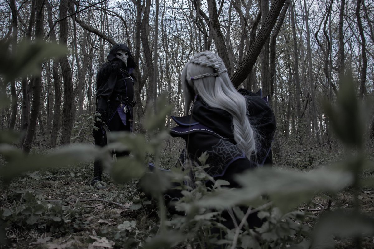 QuellarArrduis's tweet photo. 🕸️ Der Rabe &amp; Die Schlange🕸️

Read more:
https://t.co/xE3URNoJpP

📷 Foto by @x_Brokkoli_x
🎨 Editing by @Xx_Abyss_xX
👤 Valrâ'ven (Rabe) by @TeeLoeffel
👤 Vâz'antar (Schlange) by @Xx_Abyss_xX

#QuellarArrduis #DrowLARP #LARP #dungeonsanddragons #DnD #Drow https://t.co/emtw4mwgDz