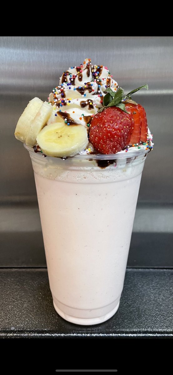 May Shake of the Month- Strawberry Banana 🍓🍌