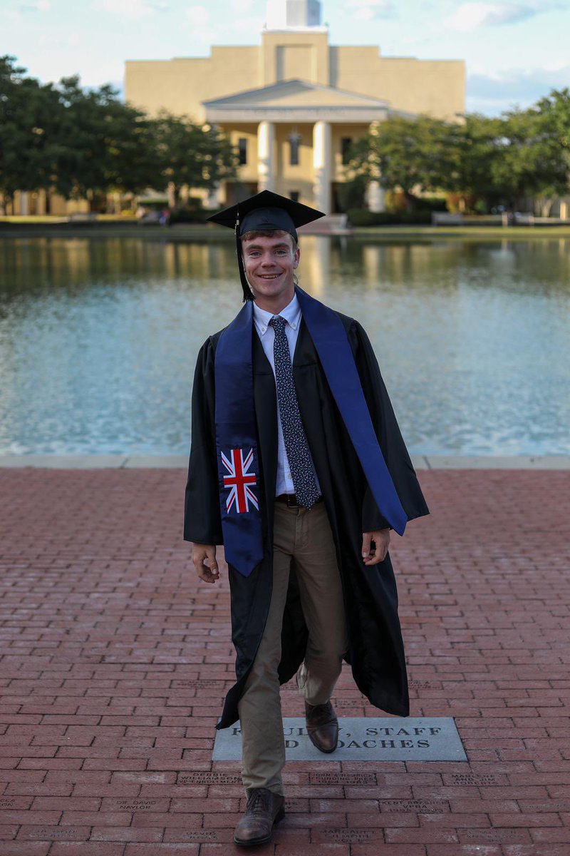 g5ryd's tweet photo. Happy graduation day to @Jaymeedomoney Have a lovely weekend, there in spirit if not body! #csubucs2021 @CSUNIV @csusports @CSUXCTrackField 🇬🇧 🇺🇸 💙💛💙 #ProudDad https://t.co/6zVXCJGoLW