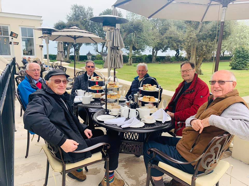RotaryChannel's tweet image. one of the Groups of 6 #ChannelRotary members keeping in touch in sunny Folkestone. Looking forward the the restrictions being relaxed. 
#Channel70Challenge #folkestone #hythe #romneymarsh #ChannelTri