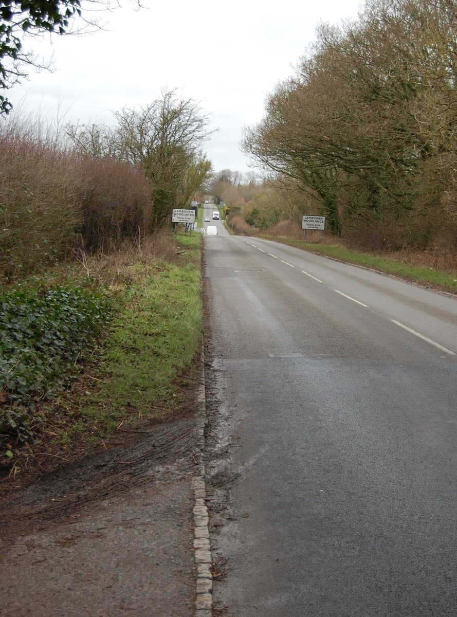 #TalkingHistory pre-recorded online talk: Wed 5 May, 7pm. Roman Roads in the Newbury Area: a major Roman road crosses the area. David Peacock looks at the route of the road & discusses the evidence for it, together with evidence for other roads. Ticket £5: https://t.co/pcXUYELape https://t.co/M09QywZU6T